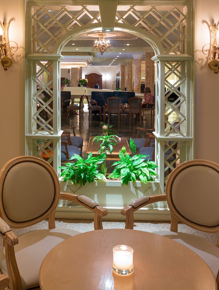 Corfu Palace Hotel 17/66