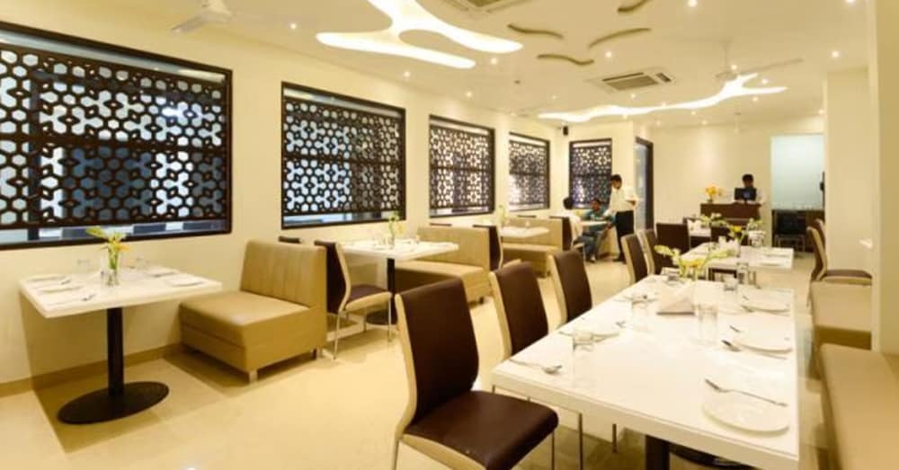 Hotel Madhushrie 46/50