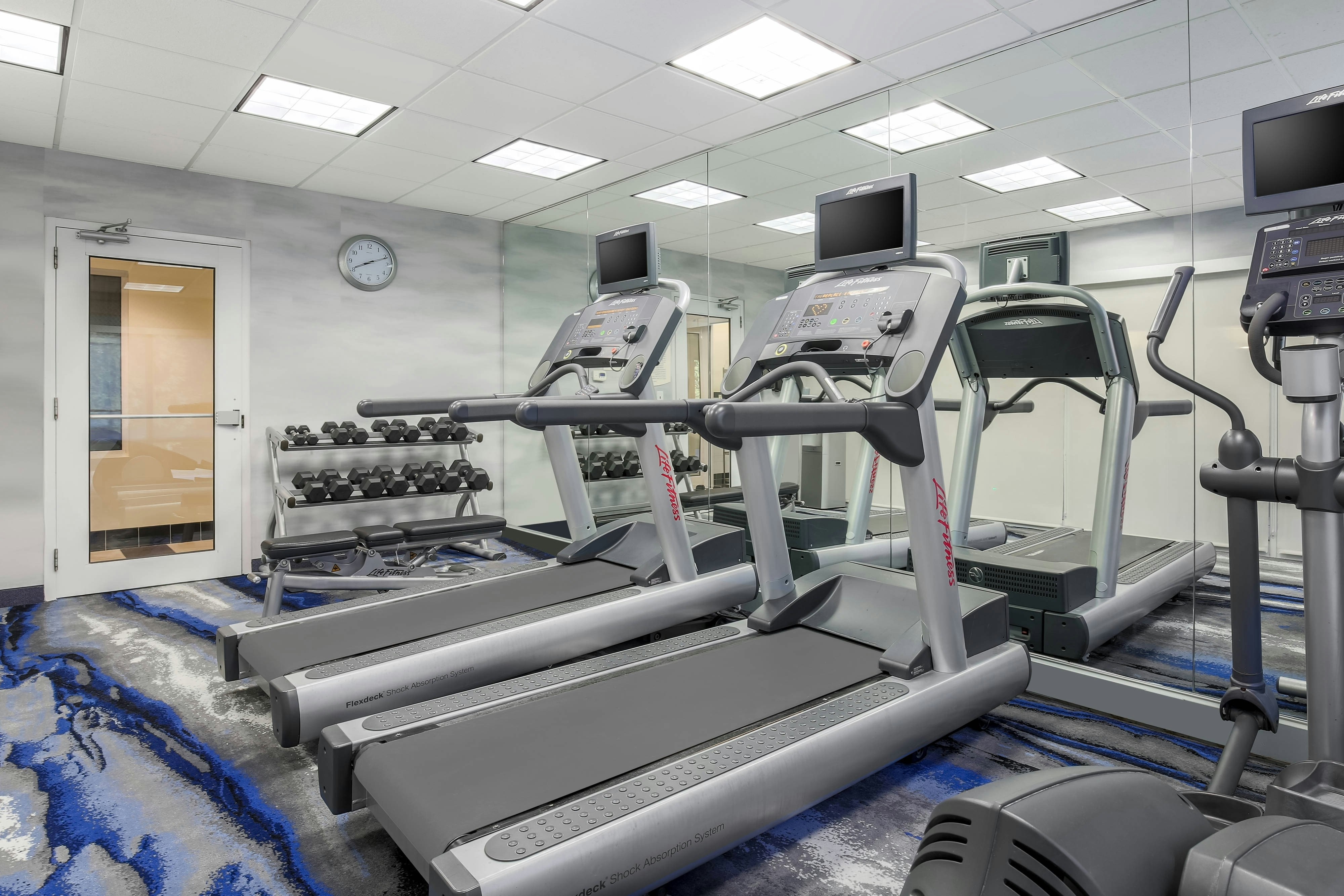 Fairfield Inn Suites Mahwah 6/11