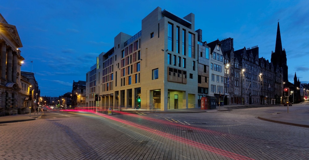 RADISSON COLLECTION HOTEL, ROYAL MILE EDINBURGH 42/50