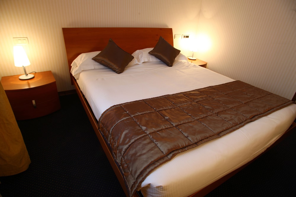 Hotel San Rocco 24/74