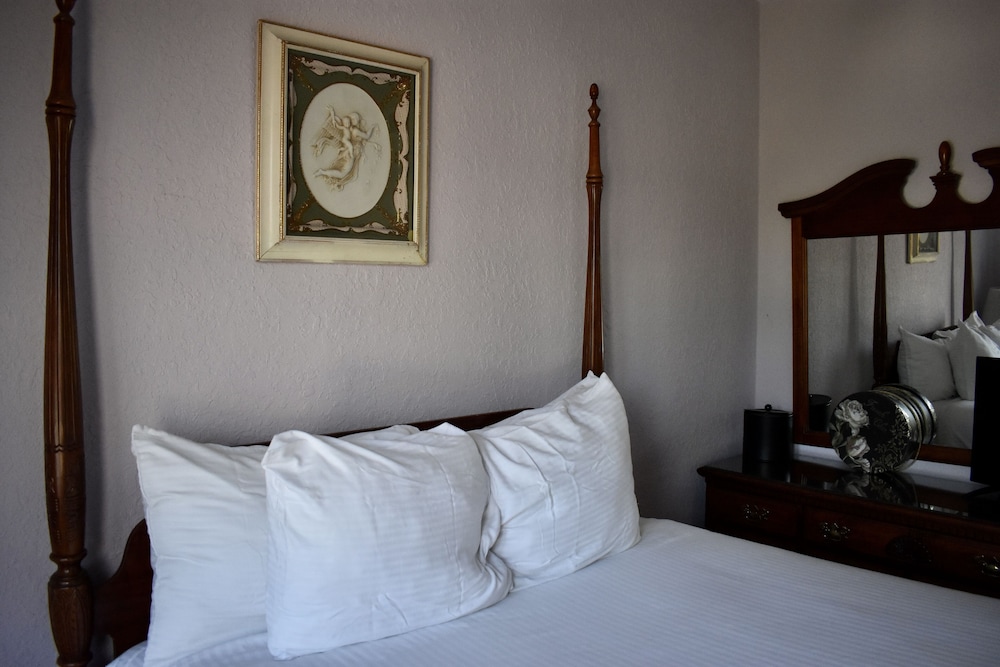 The DeLand Hotel 23/47
