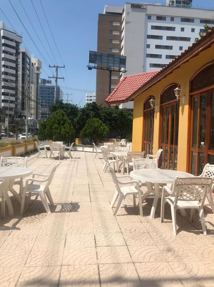 Hotel San Martin 36/49