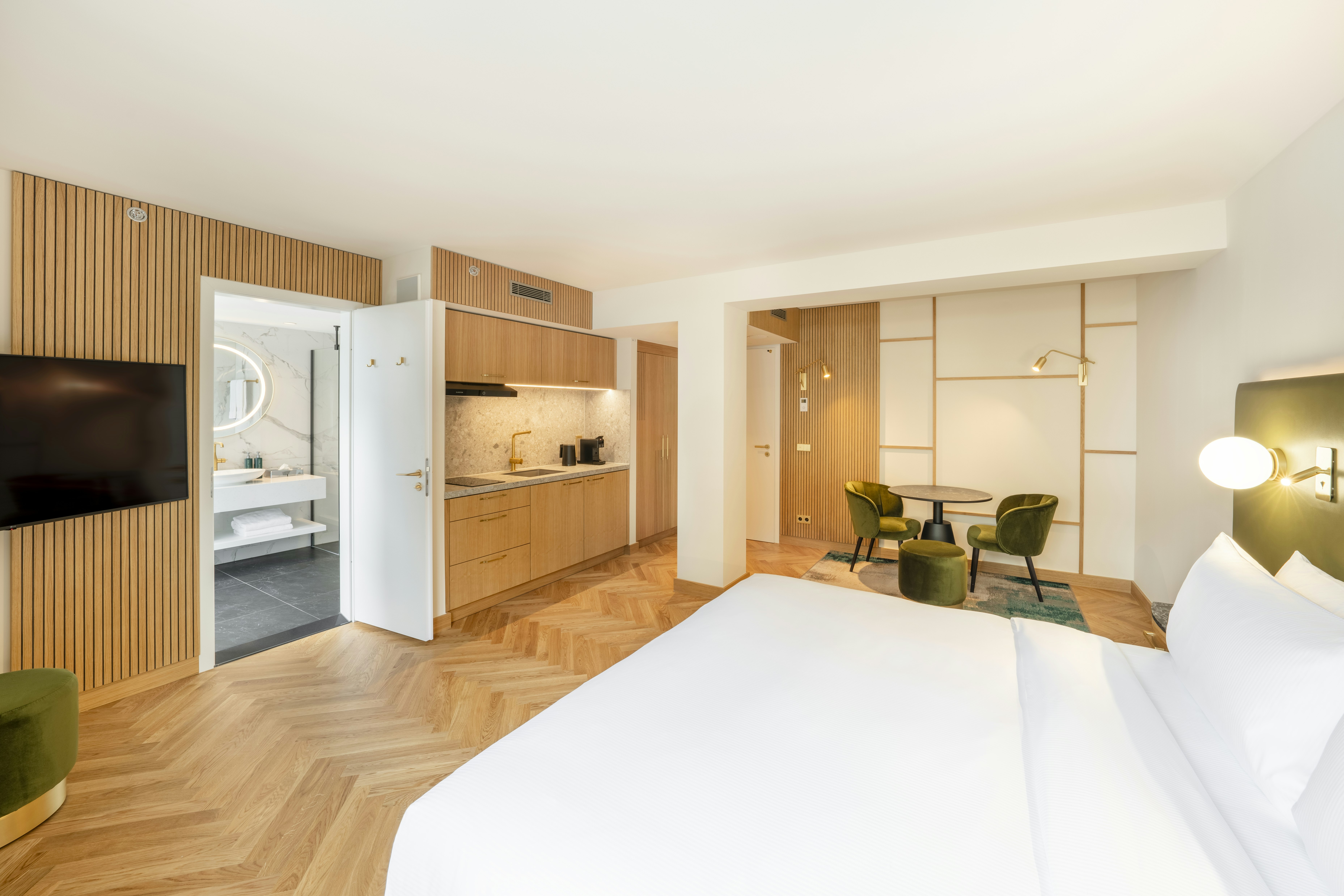 Residence, Studio, King Bed
