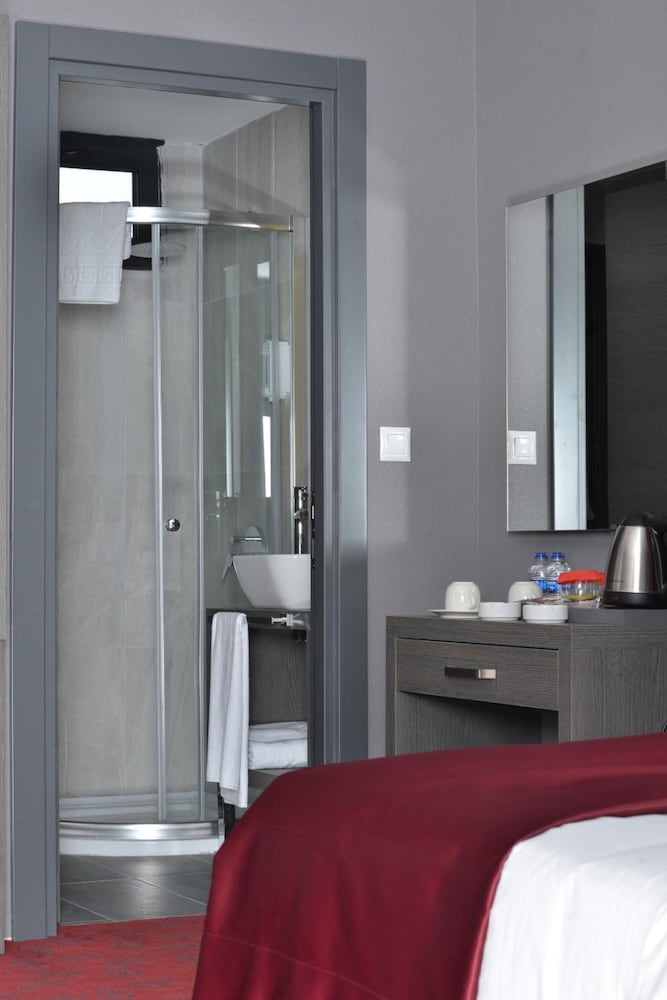 A11 Hotel 20/48