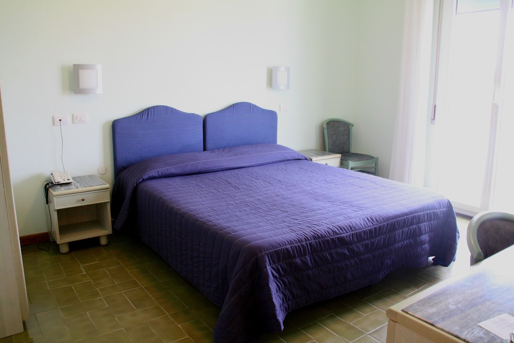 Alba Hotel 11/46
