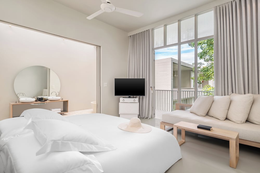 1 BEDROOM, DUPLEX, POOL, SUITE, VILLA