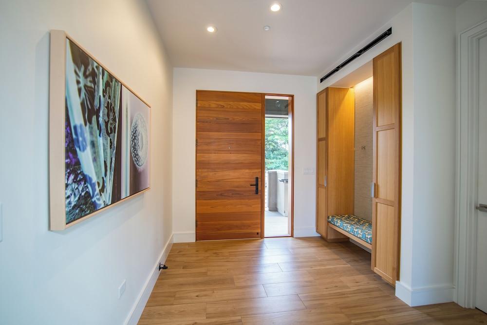3 Bedrooms, Luana, Villa, 3 King Beds, Garden View, Sofa، OUTRIGGER Honua Kai Resort & Spa 9/10