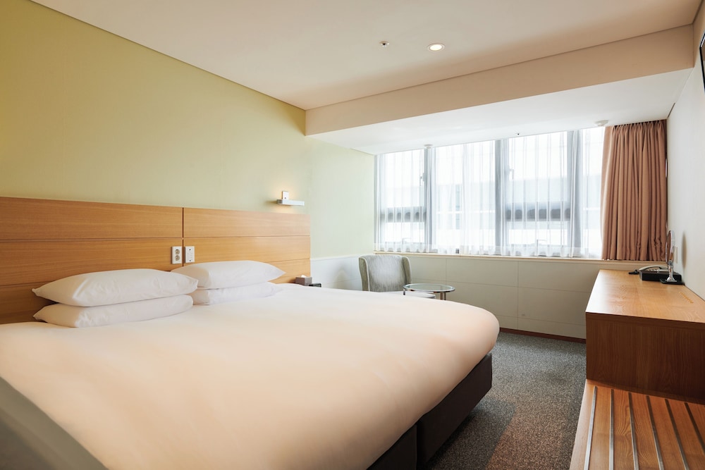 Nine Tree by Parnas Seoul Myeongdong 1 37/65