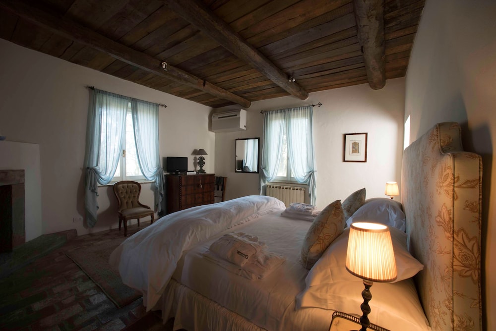 Tenuta Santo Pietro 10/50
