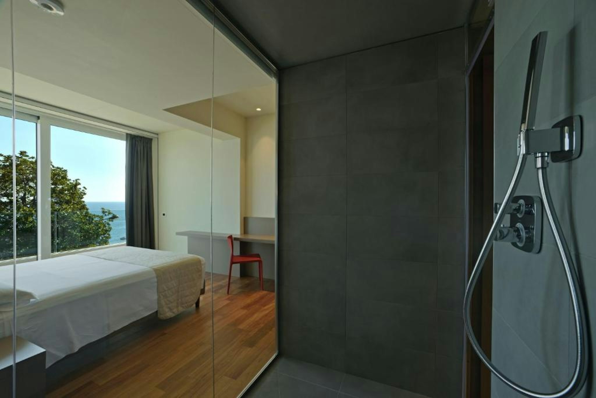 Hotel Le Roi 27/67