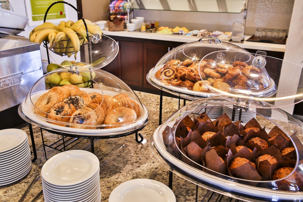 Hilton Garden Inn Murfreesboro 61/72