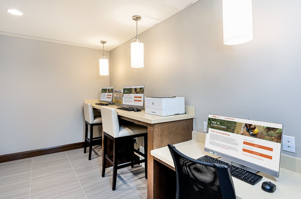 Staybridge Suites Fort Lauderdale Airport - West 39/53