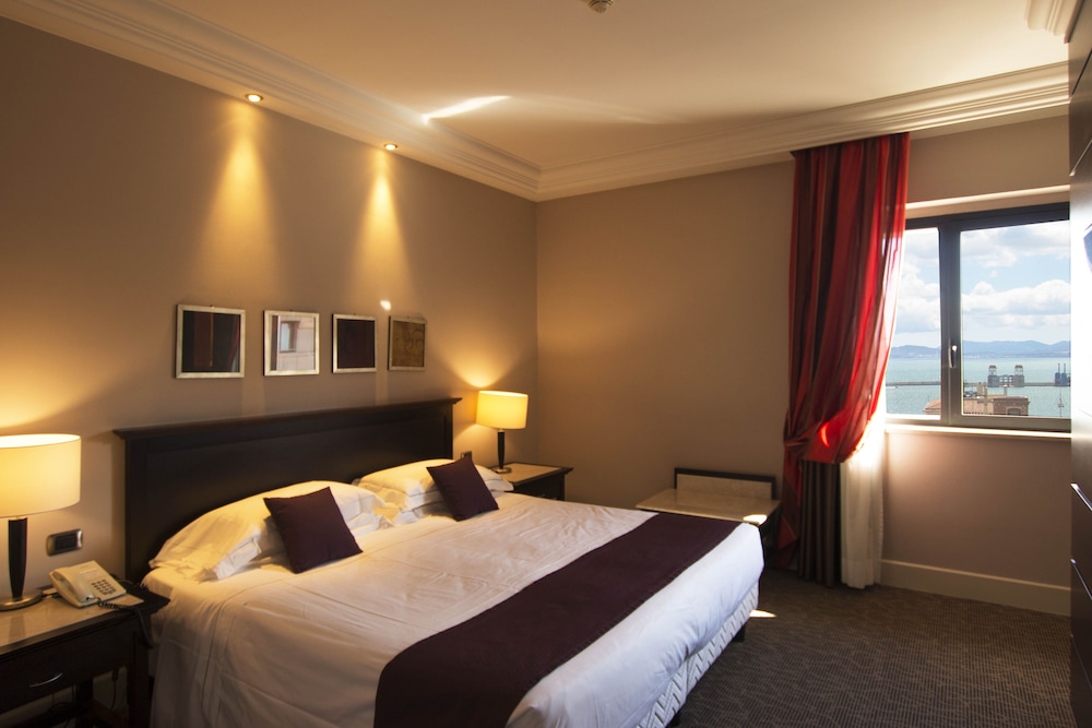 Regina Margherita Hotel 22/56
