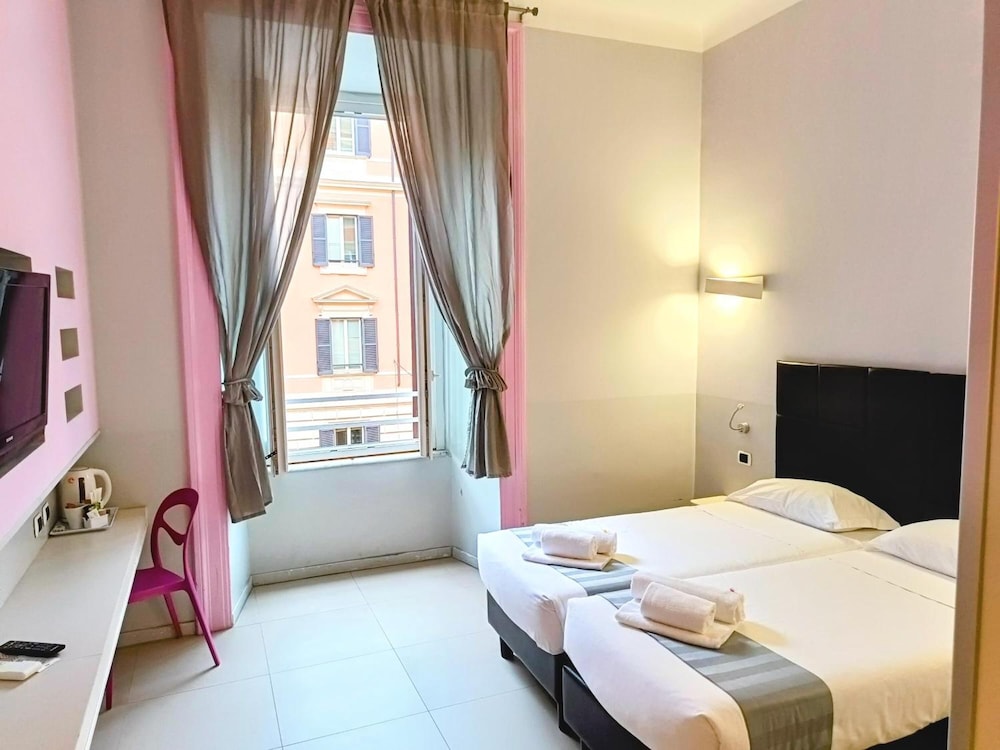 ROOM, DOUBLE BED, WITH EXTRA BED
