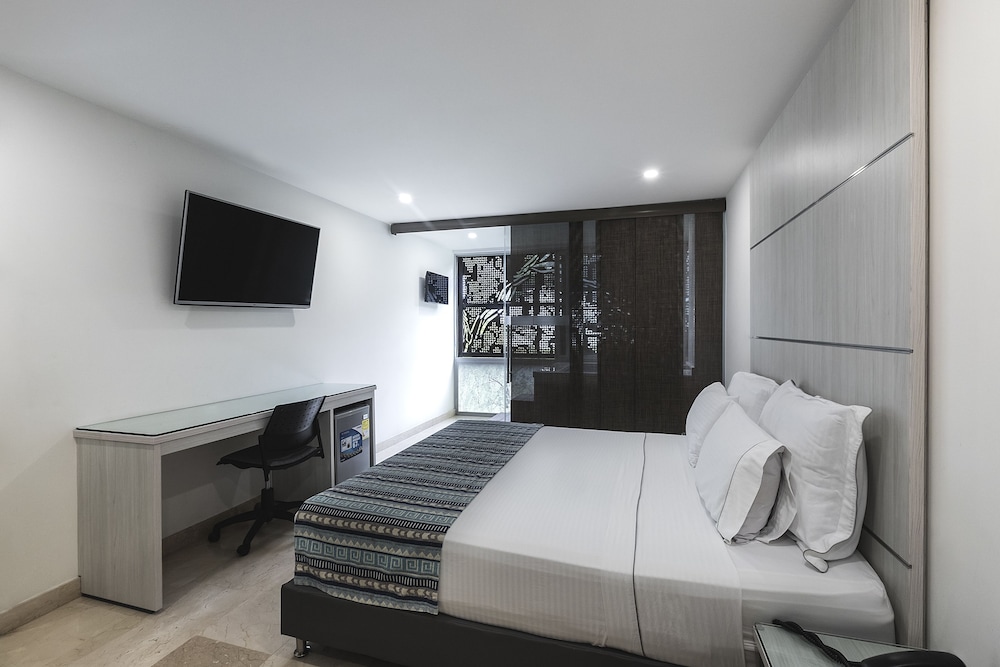 Hotel Madeiro 27/64