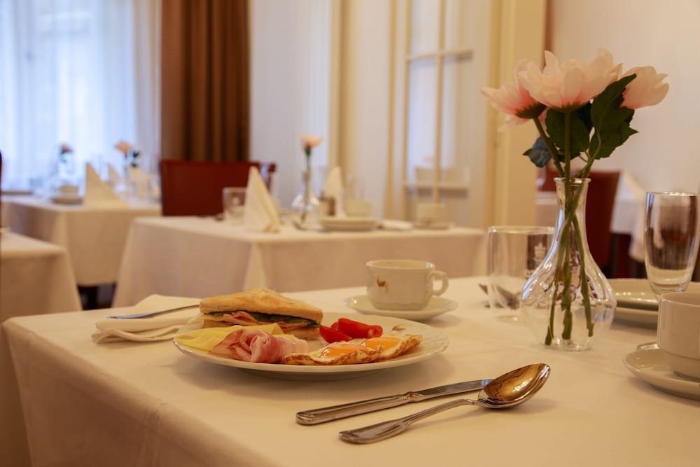 Hotel La Bohemia 29/45