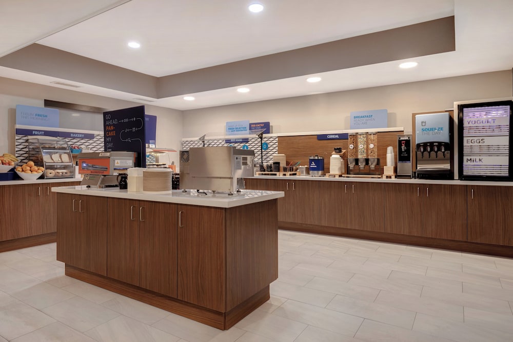 Holiday Inn Express Suites Moab 11/63