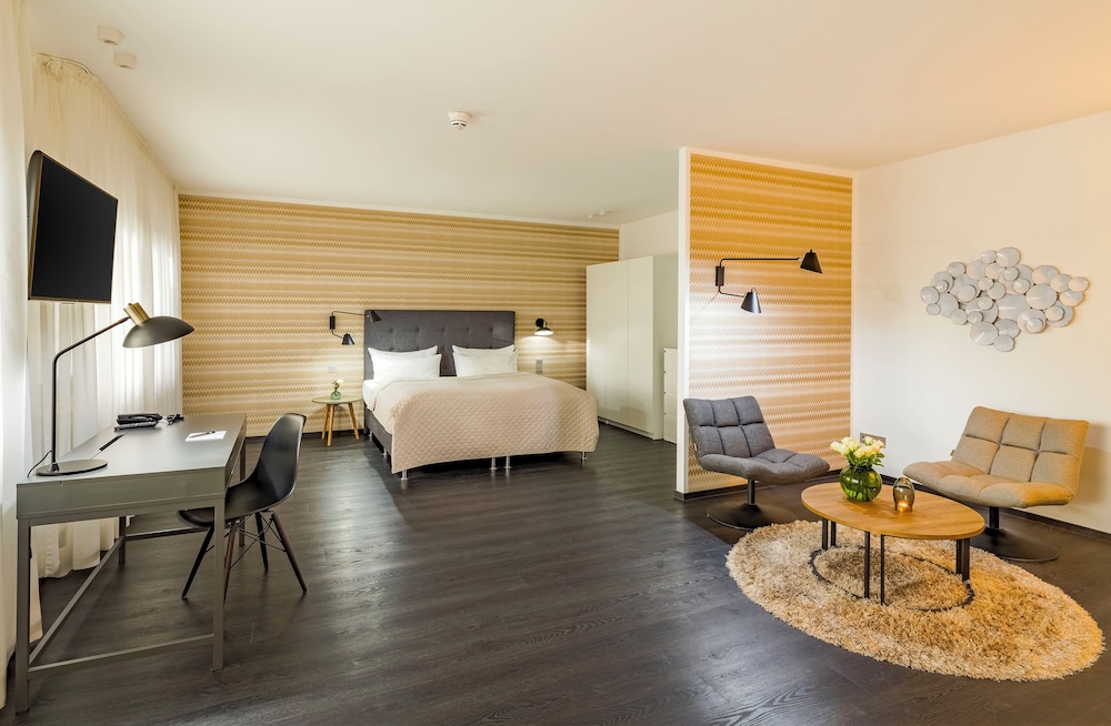 rugs HOTEL Koln 12/50