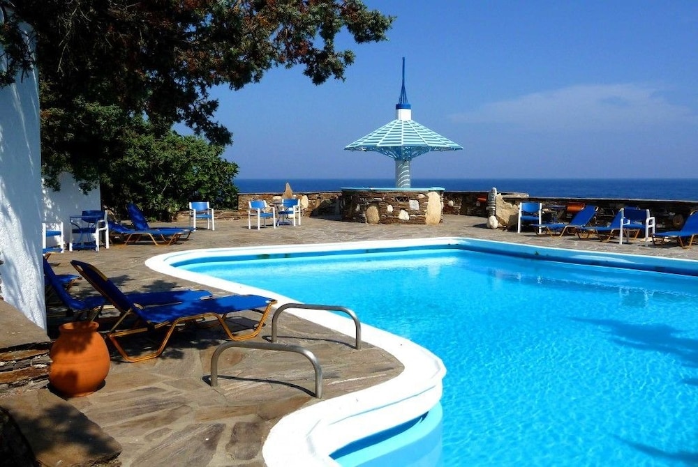 Daidalos Hotel، Chios 25/27
