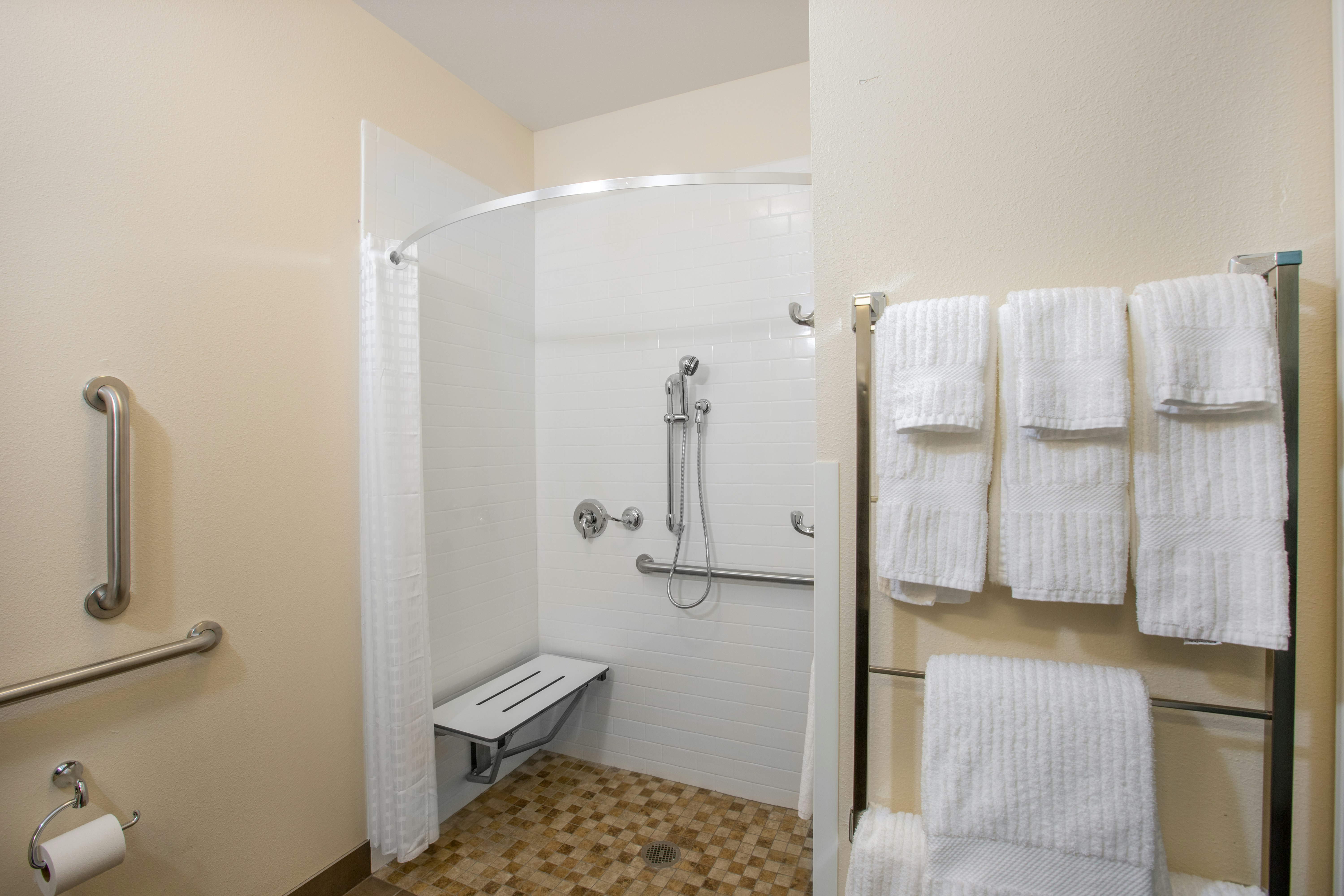 CANDLEWOOD SUITES OMAHA - MILLARD AREA 21/21