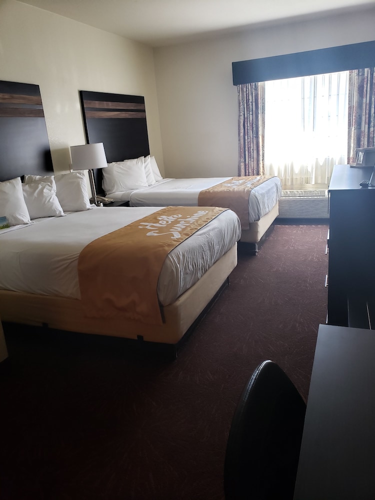 Days Inn By Wyndham Carlsbad Nm 30/65