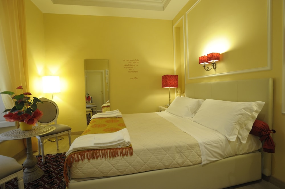 ROOM, DOUBLE BED, ANNEX