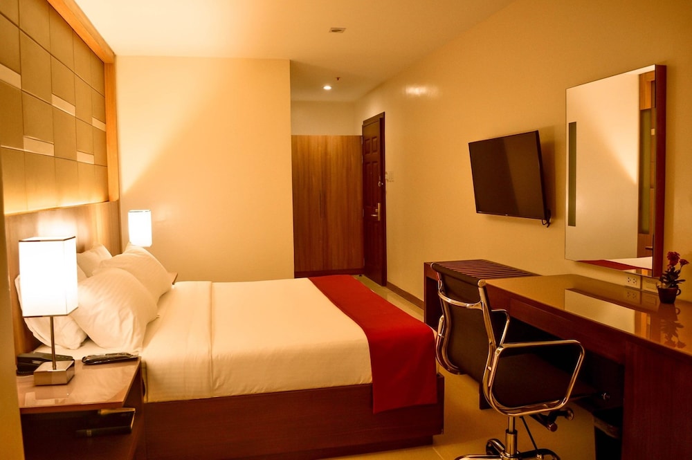 Hotel Veniz Session 12/33