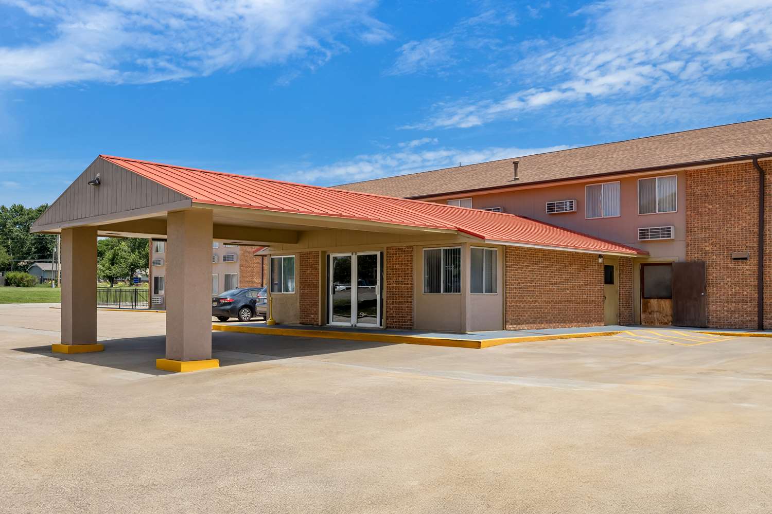 Econo Lodge Emporia 1/12