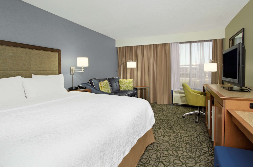 Hampton Inn Austin/Airport Area South 8/32