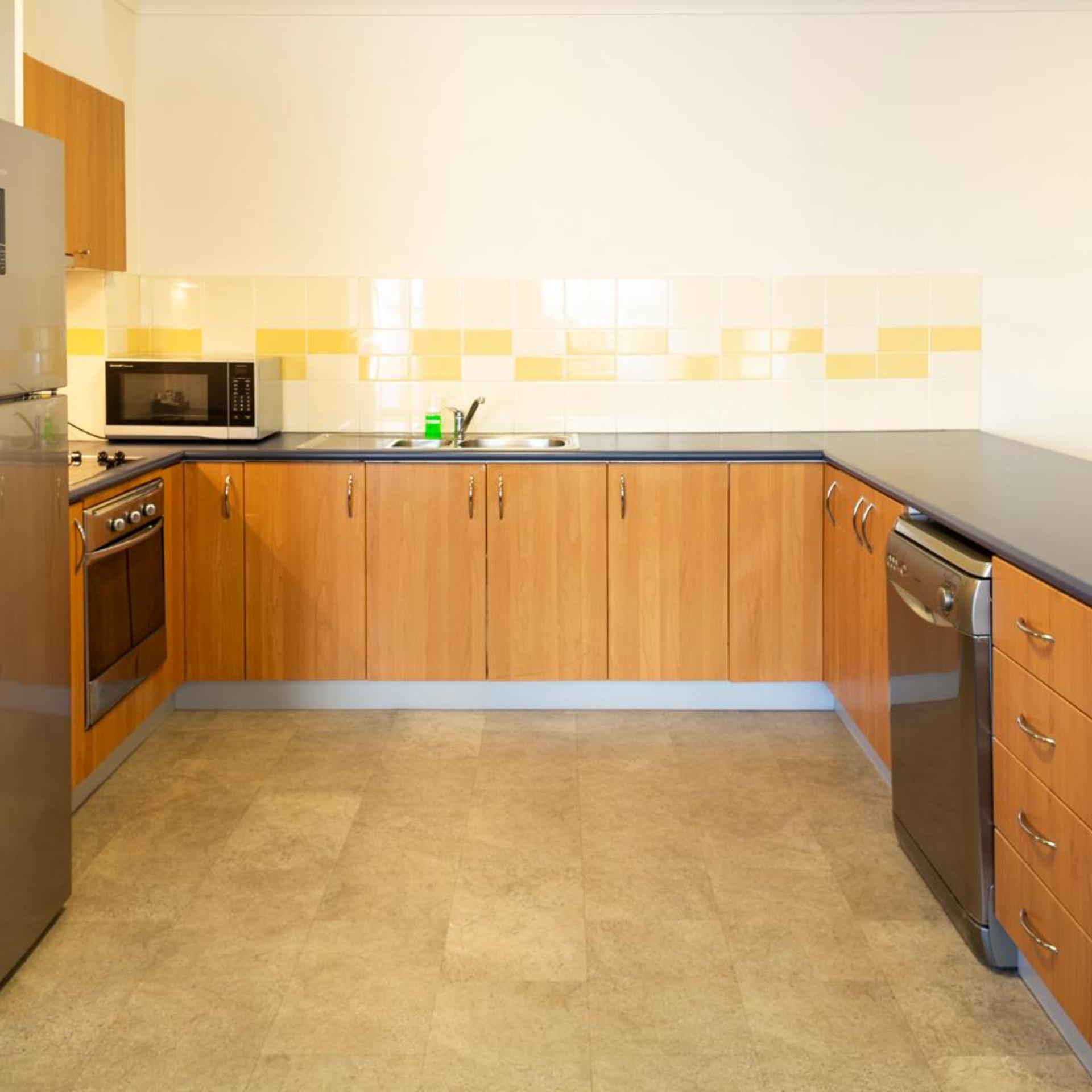 Amazing Accommodations St Kilda Melbourne 6/51