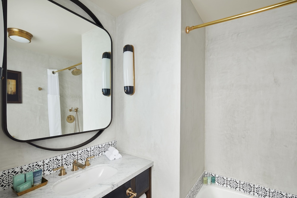 Hotel Figueroa - Unbound Collection By Hyatt 47/50