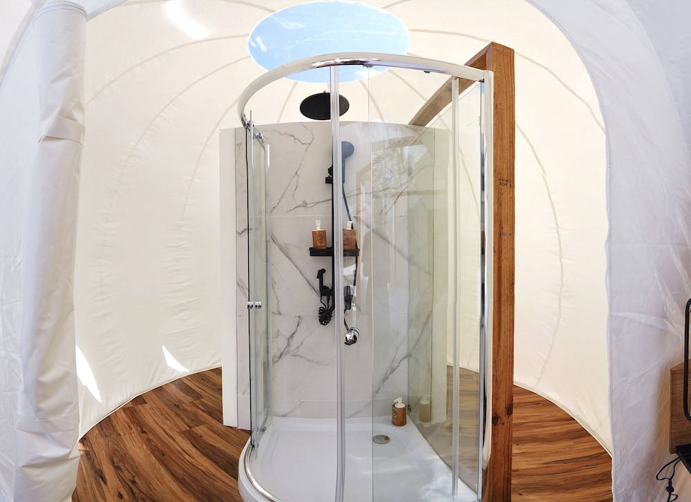Green Land Bubble Glamping 57/60