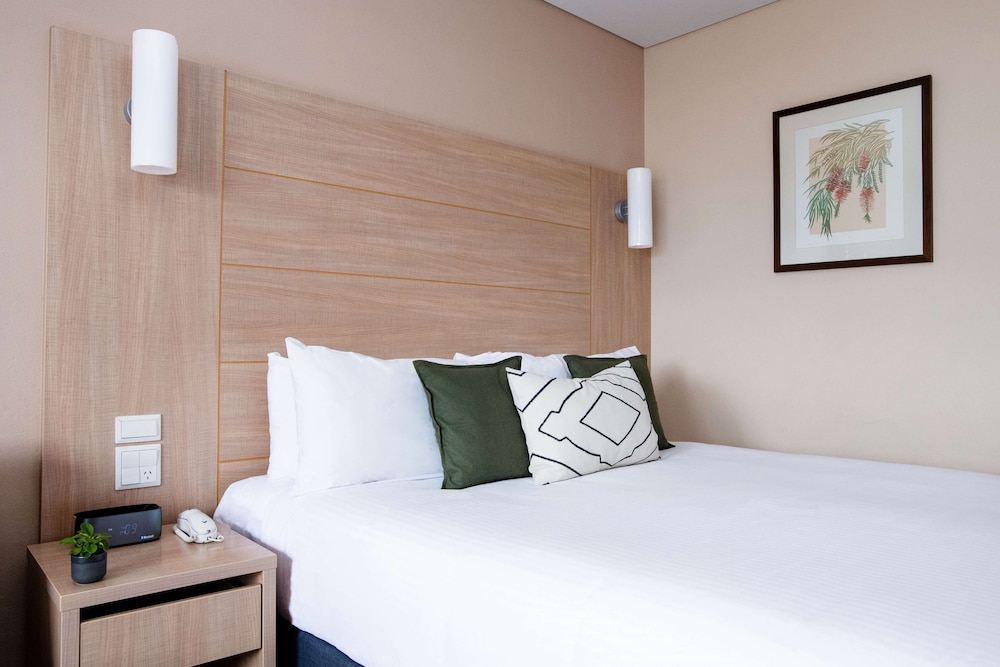 Terrace Hotel Adelaide 12/50