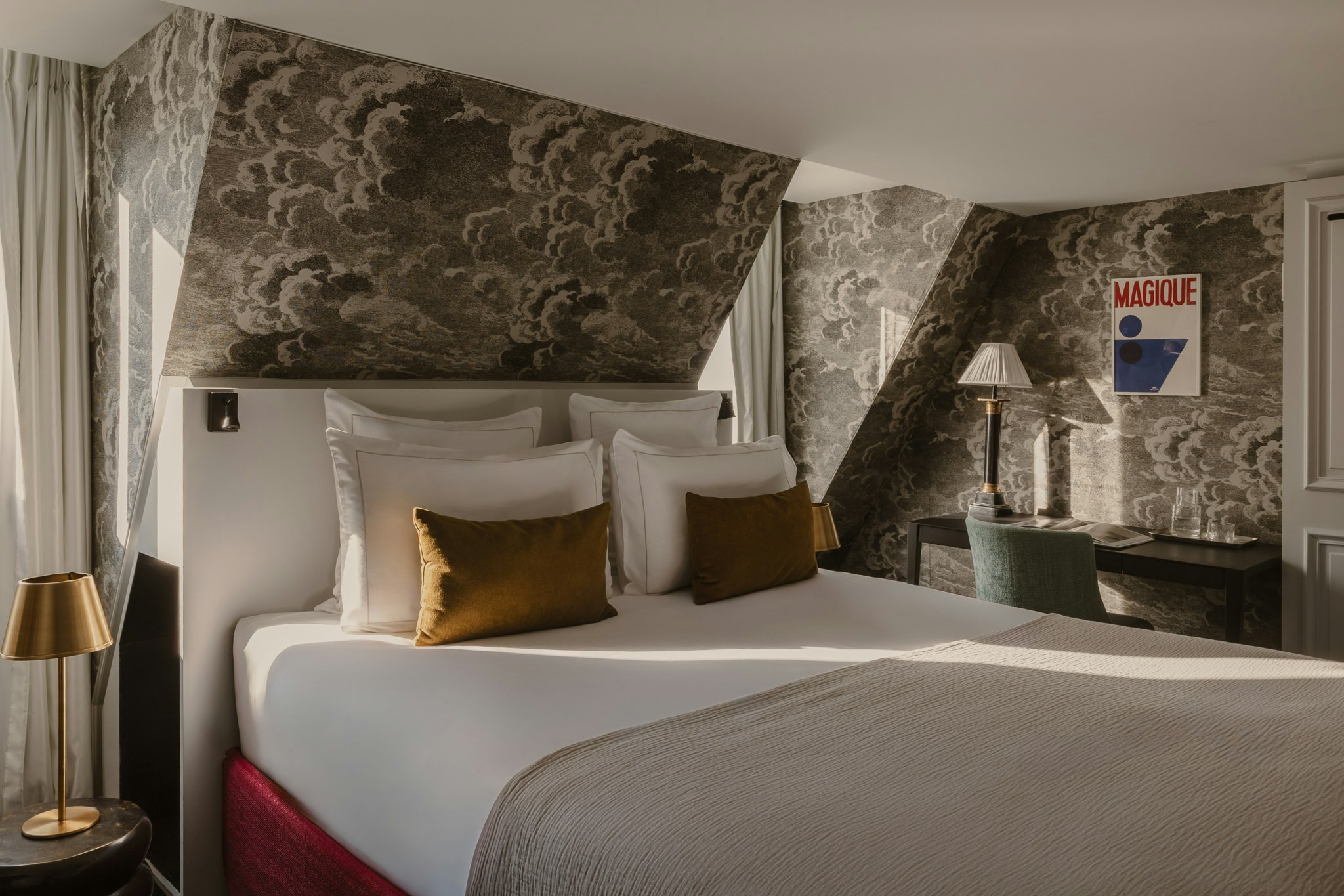 Bourgogne Hotel and Montana 18/45
