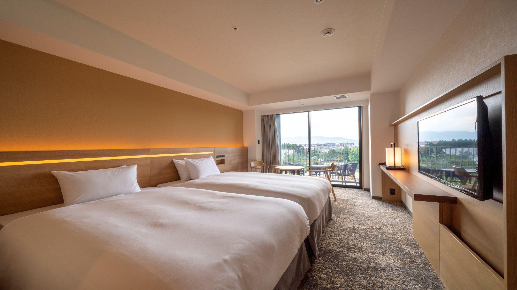 Room, Twin Beds, Park View, Balcony, Park Side, Corner