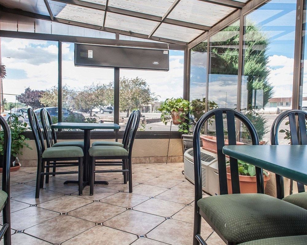 Rodeway Inn Farmingtonn, NM 33/41