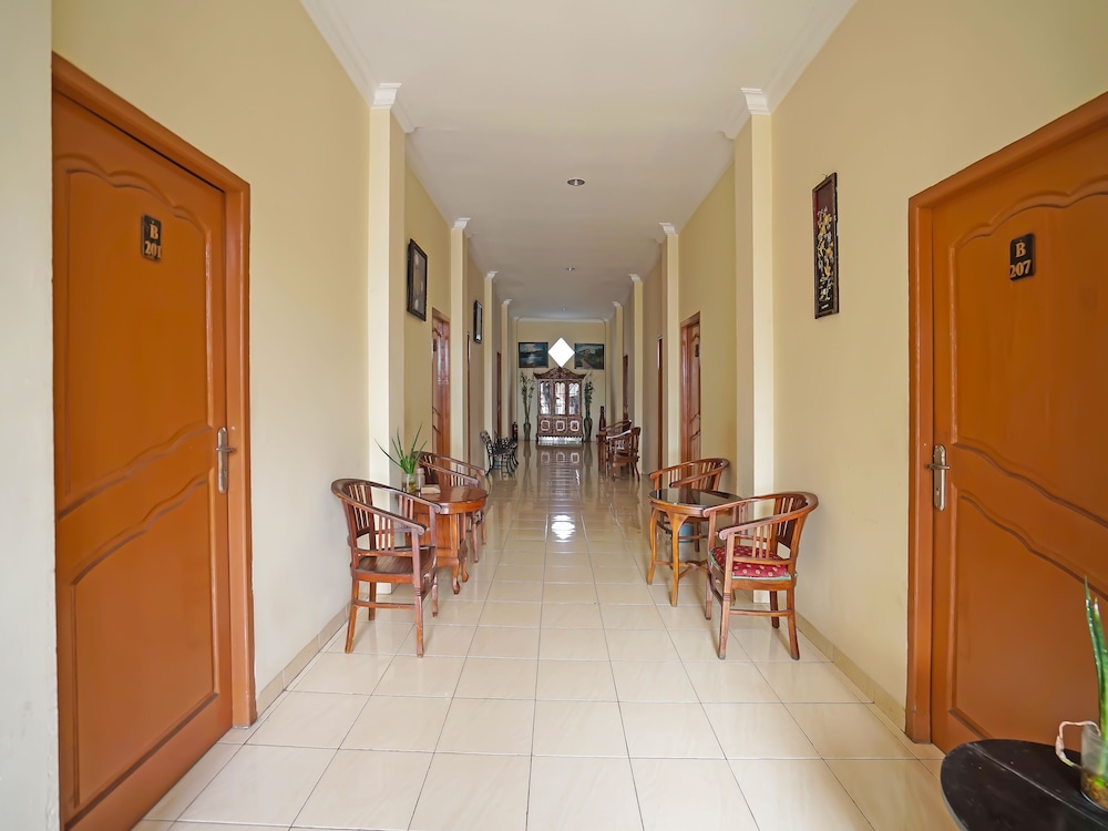 Oyo 335 Wisma Empat Lima 17/20