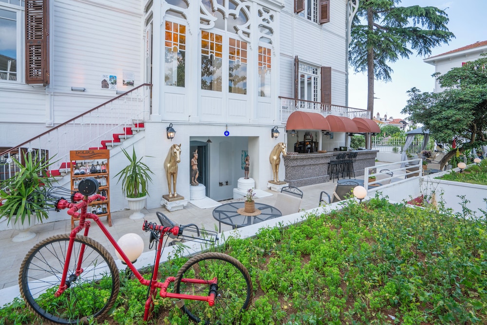 Laden Palas Hotel 6/50