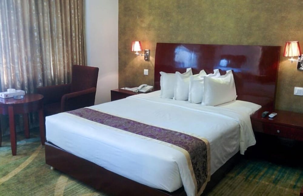 Hotel Bengal Inn 18/50
