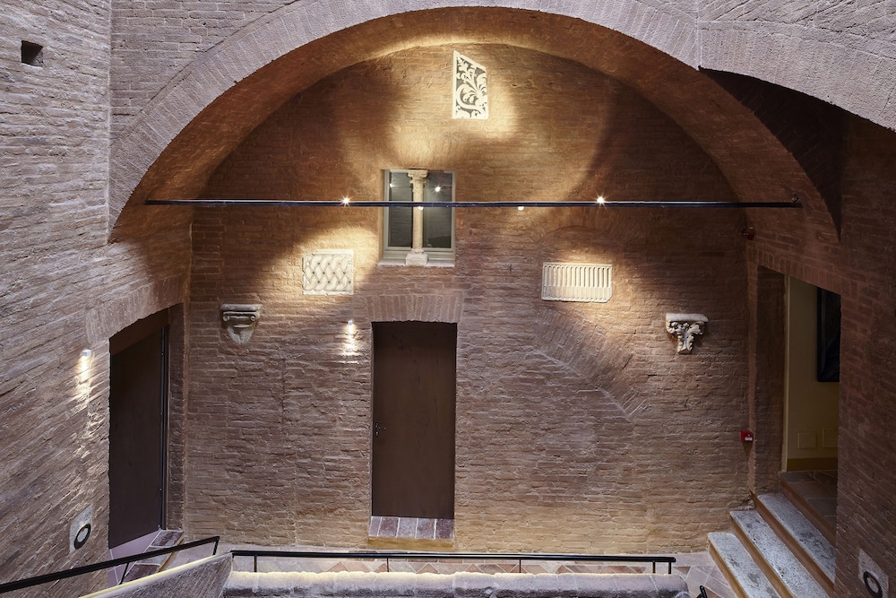 Palazzetto Rosso Hotel 2/74