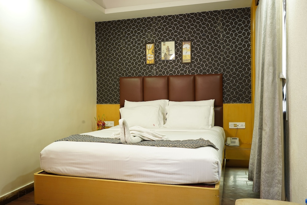 Hotel Emirates 7/38