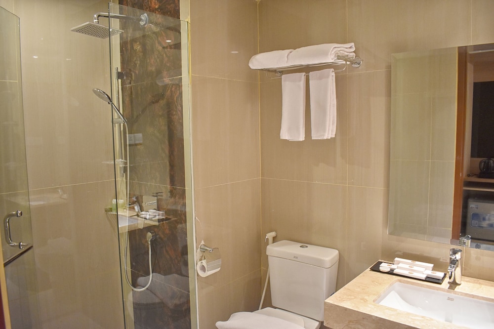 Grand Metro Hotel Tasikmalaya 13/45