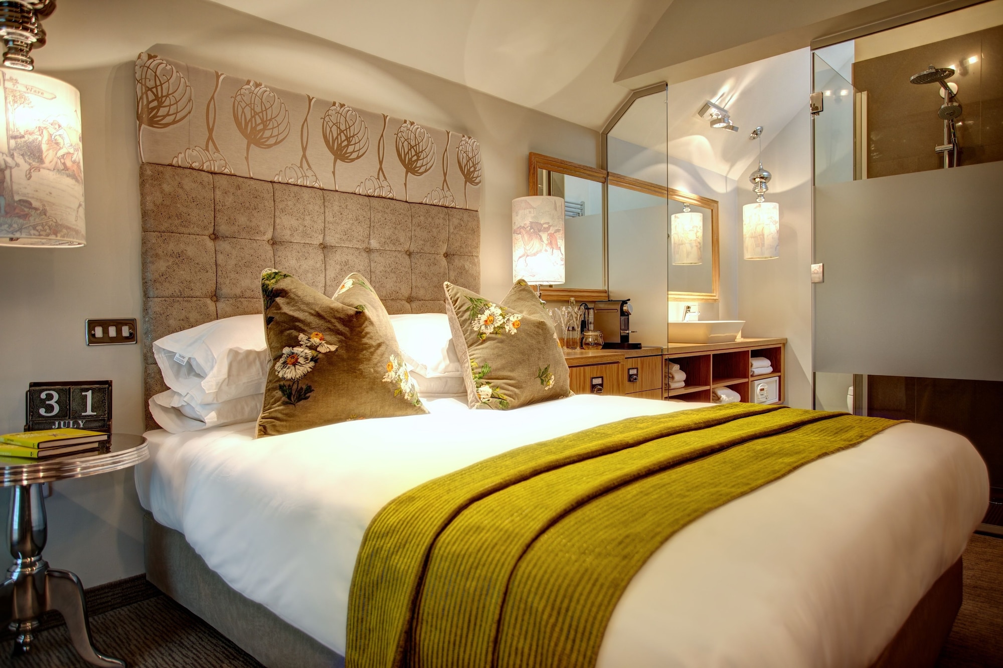 كوخ بسرير كينج، Oddfellows Chester Hotel & Apartments 2/3