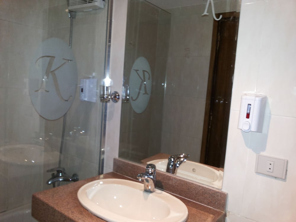 KANZY HOTEL 39/45