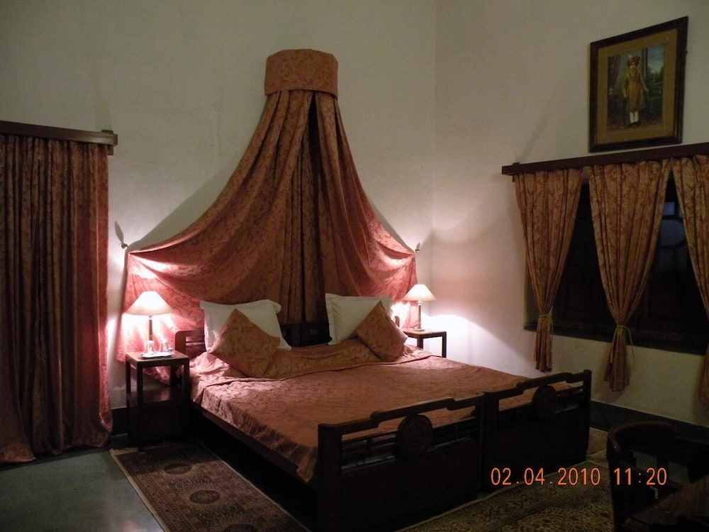 Bhanwar Vilas Palace 17/56