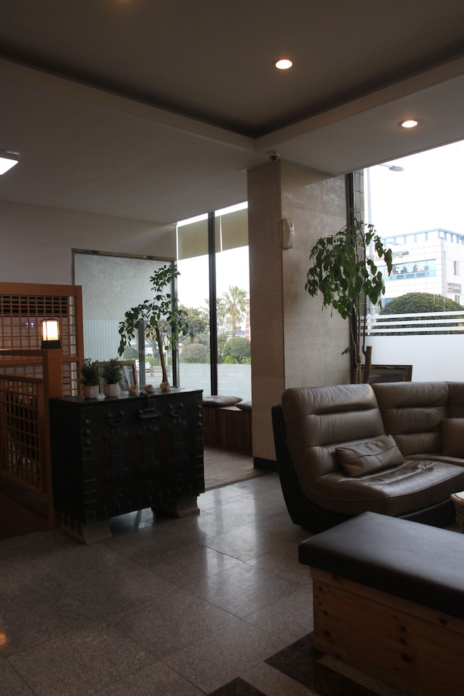 Miju Hotel 13/50