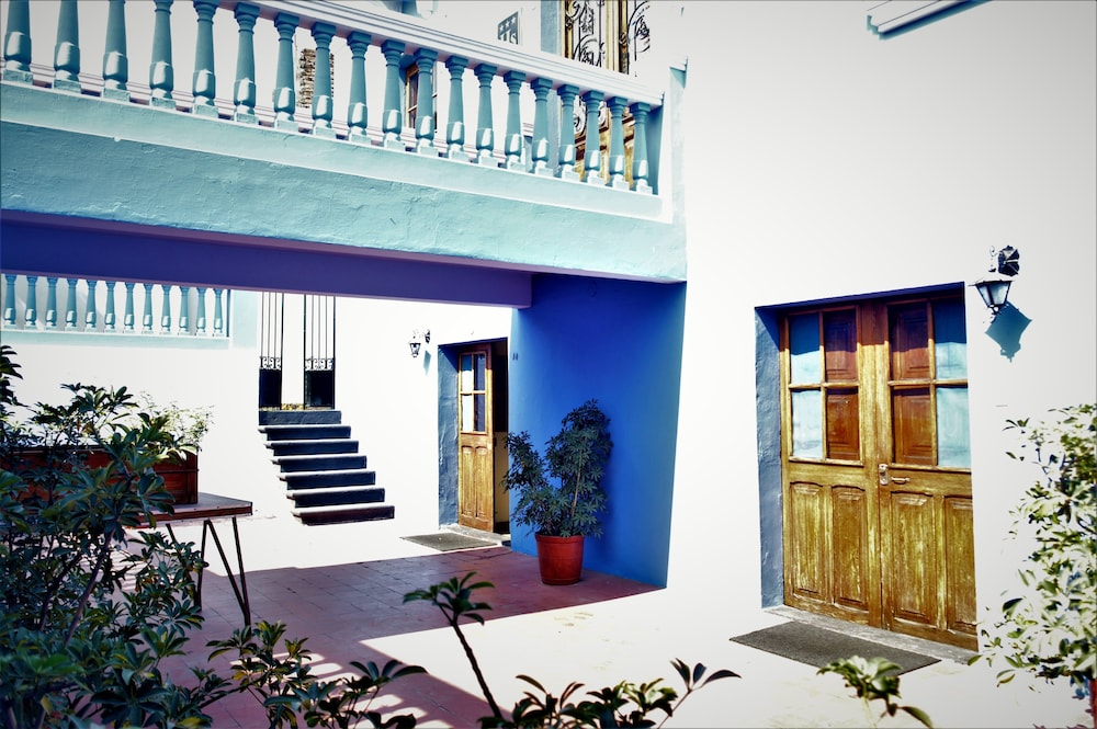 Las Mercedes Hostal Residencial 6/68