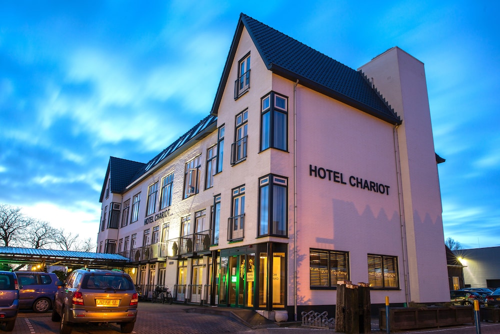HOTEL CHARIOT 2/50