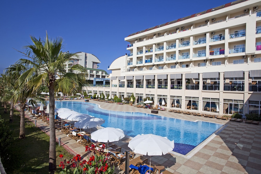 Solivia Hotel 1/50